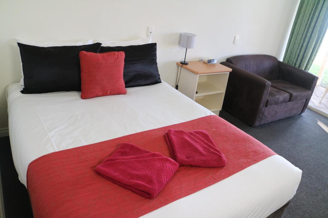Barmera Lake Resort Motel Extérieur photo