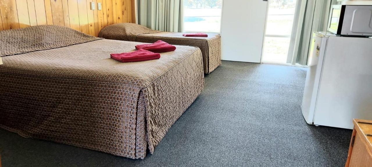 Barmera Lake Resort Motel Extérieur photo
