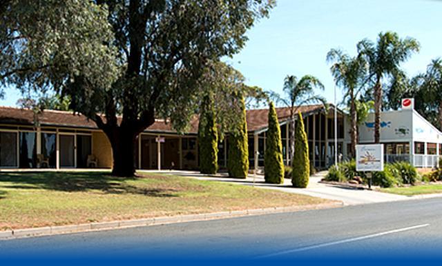 Barmera Lake Resort Motel Extérieur photo