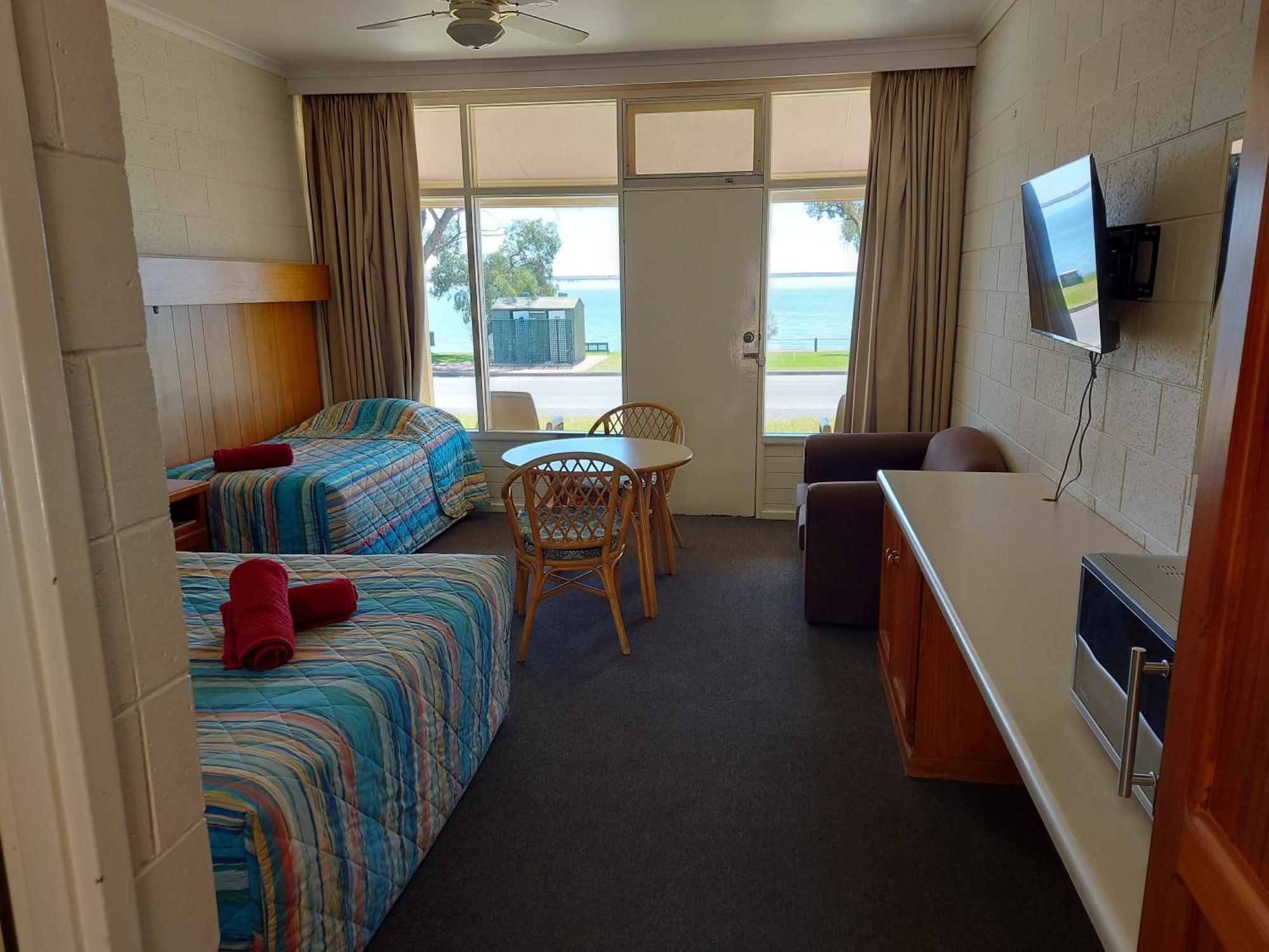 Barmera Lake Resort Motel Extérieur photo